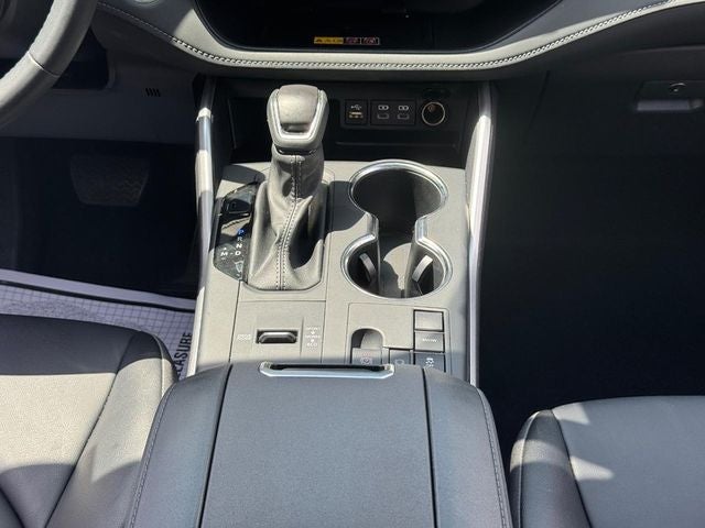 2025 Toyota Highlander XLE