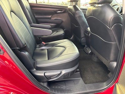 2026 Toyota Highlander XLE