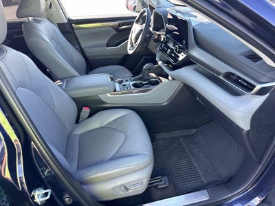 2025 Toyota Highlander Limited