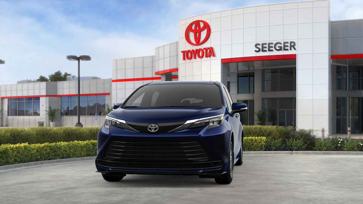 2026 Toyota Sienna LE