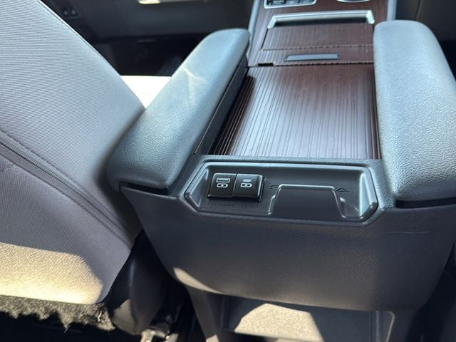 2024 Toyota SIENNA LE LE 8 Passenger