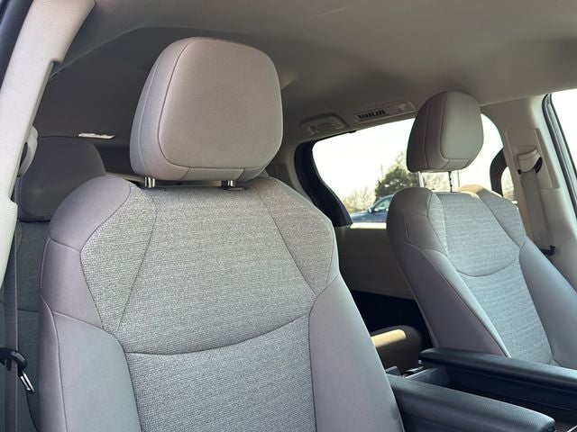 2024 Toyota SIENNA LE LE 8 Passenger