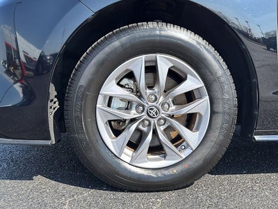 2024 Toyota SIENNA LE LE 8 Passenger