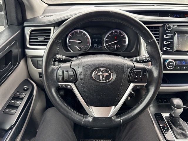 2015 Toyota Highlander LE Plus V6