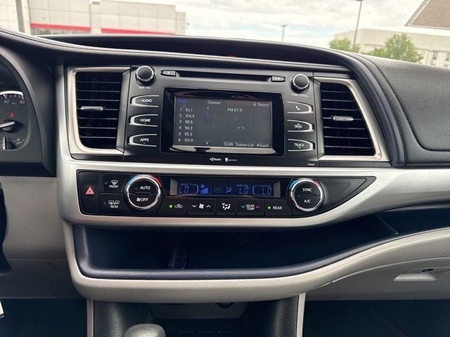 2015 Toyota Highlander LE Plus V6