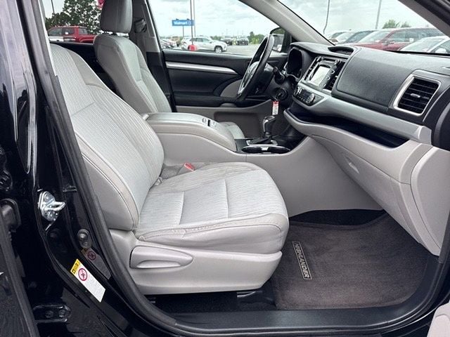 2015 Toyota Highlander LE Plus V6