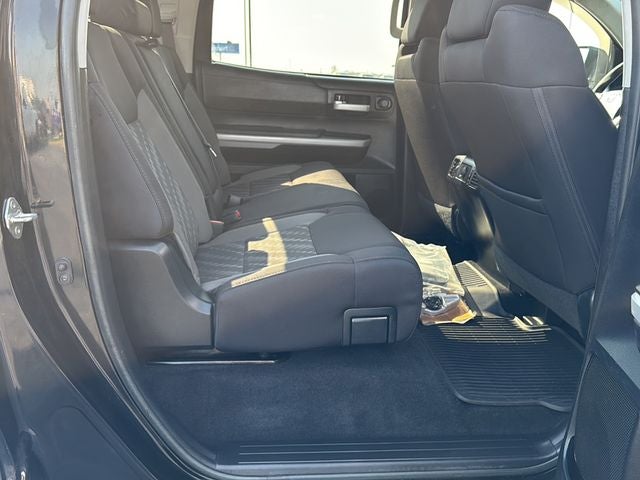 2018 Toyota TUNDRA 4X4 SR5