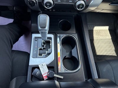 2021 Toyota TUNDRA 4X4 SR5