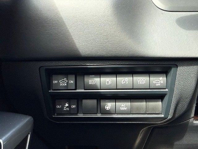 2023 Toyota Tundra Hybrid Platinum