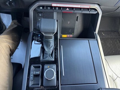 2026 Toyota Tundra Hybrid Platinum