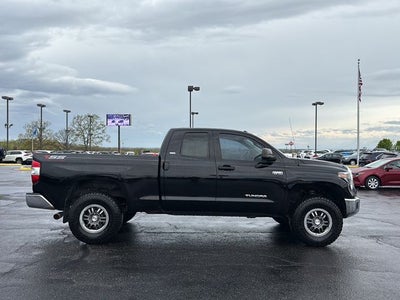 2016 Toyota TUNDRA 4X4 SR5
