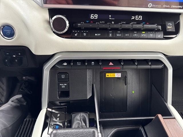 2024 Toyota Tundra Hybrid Capstone