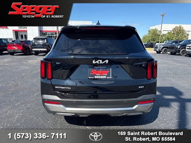 2024 Kia Sorento S