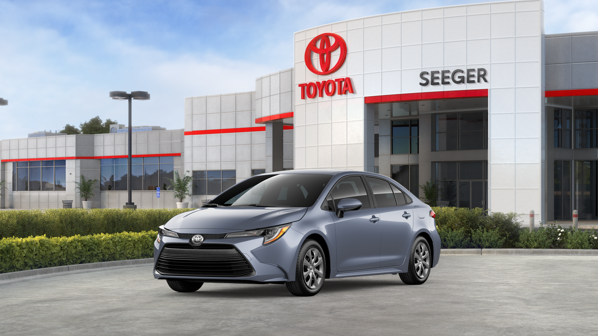 2026 Toyota Corolla LE CVT's photo