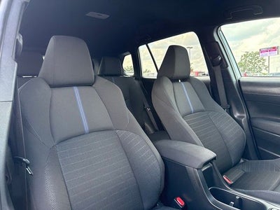 2024 Toyota Corolla Cross Hybrid SE