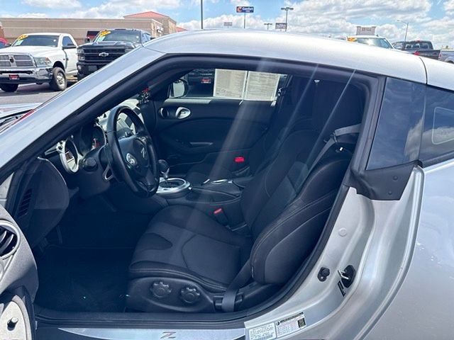 2010 Nissan 370Z Base