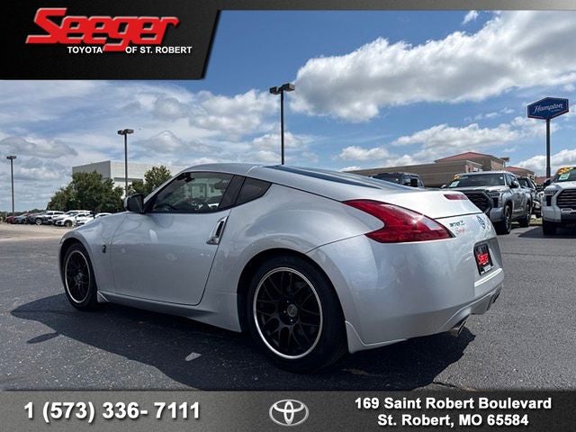 2010 Nissan 370Z Base