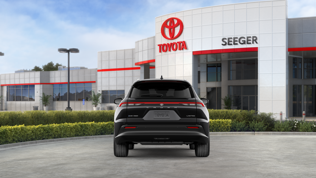 2026 Toyota Crown Signia Limited