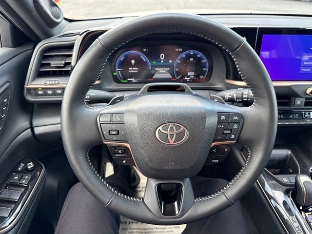 2025 Toyota Crown Signia Limited
