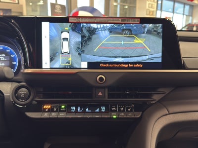 2025 Toyota Toyota Crown Signia Limited