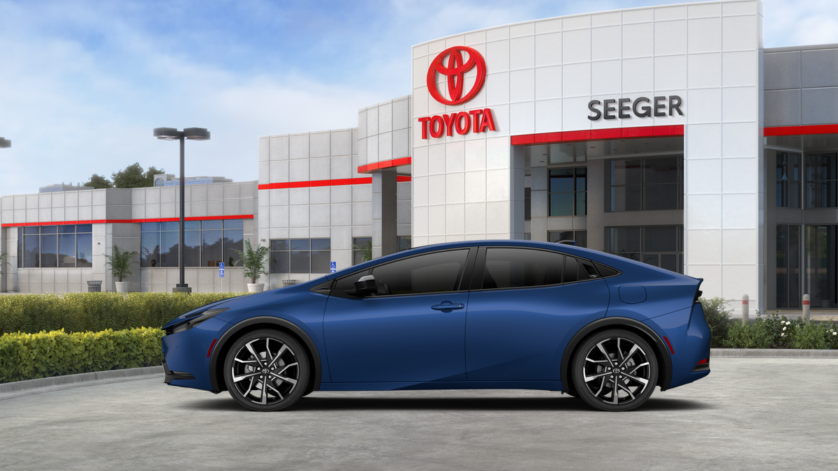 2027 Toyota Prius Plug-In Hybrid XSE