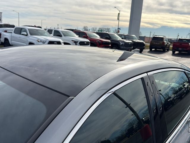 2024 Toyota CROWN Platinum