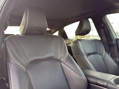 2024 Toyota CROWN Platinum