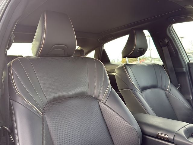 2024 Toyota CROWN Platinum