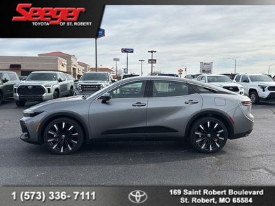 2024 Toyota CROWN Platinum