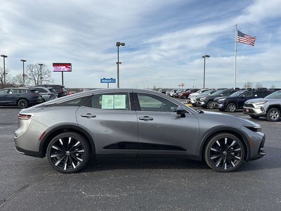 2024 Toyota CROWN Platinum