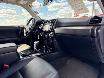 2019 Toyota 4RUNNER TRD Off-Road Premium