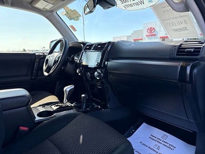 2024 Toyota 4Runner TRD Off-Road