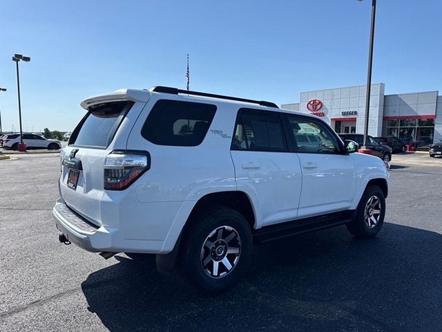2024 Toyota 4Runner TRD Off-Road - Photo 9