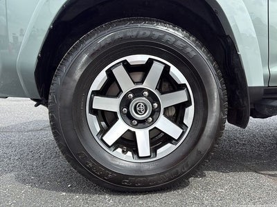 2023 Toyota 4RUNNER TRD Off-Road