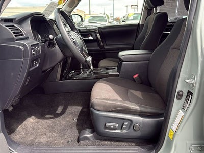 2023 Toyota 4RUNNER TRD Off-Road