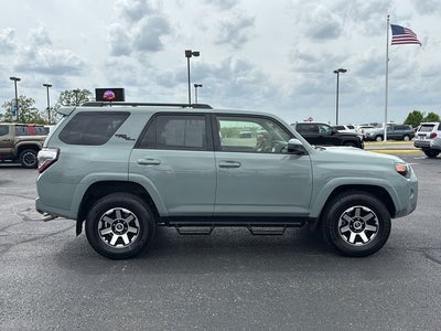 2023 Toyota 4RUNNER TRD Off-Road