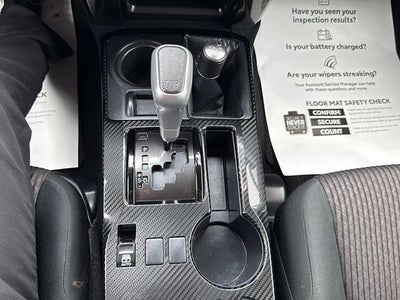 2024 Toyota 4RUNNER TRD Off-Road