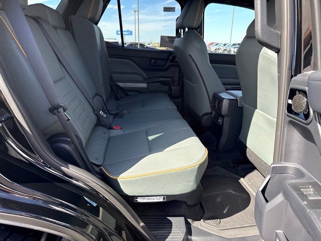 2026 Toyota 4Runner i-FORCE MAX Hybrid Trailhunter