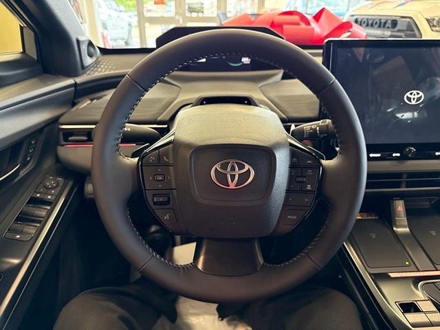 2026 Toyota C-HR XSE