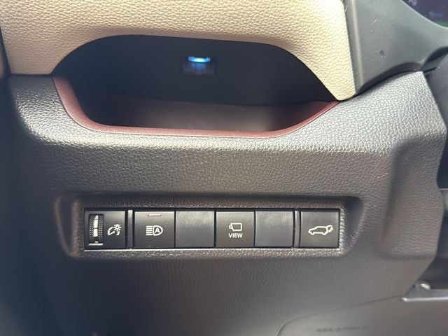 2019 Toyota RAV4 HYBRID Limited