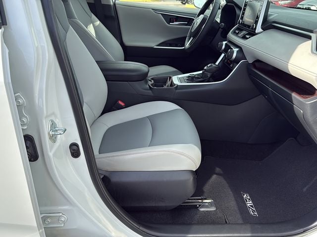 2019 Toyota RAV4 HYBRID Limited