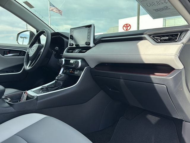 2019 Toyota RAV4 HYBRID Limited