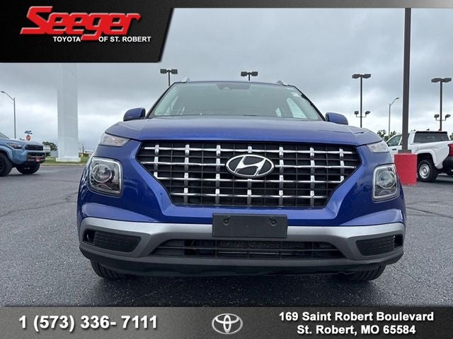 Used 2022 Hyundai Venue SEL with VIN KMHRC8A3XNU154278 for sale in Saint Robert, MO
