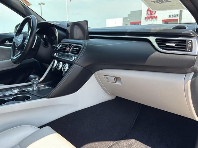 2023 Genesis G70 2.0T
