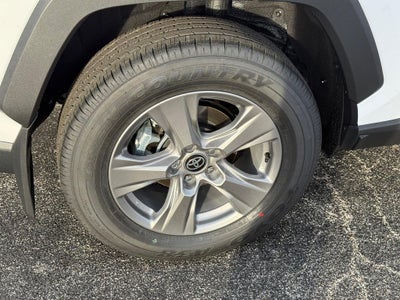 2025 Toyota RAV4 XLE