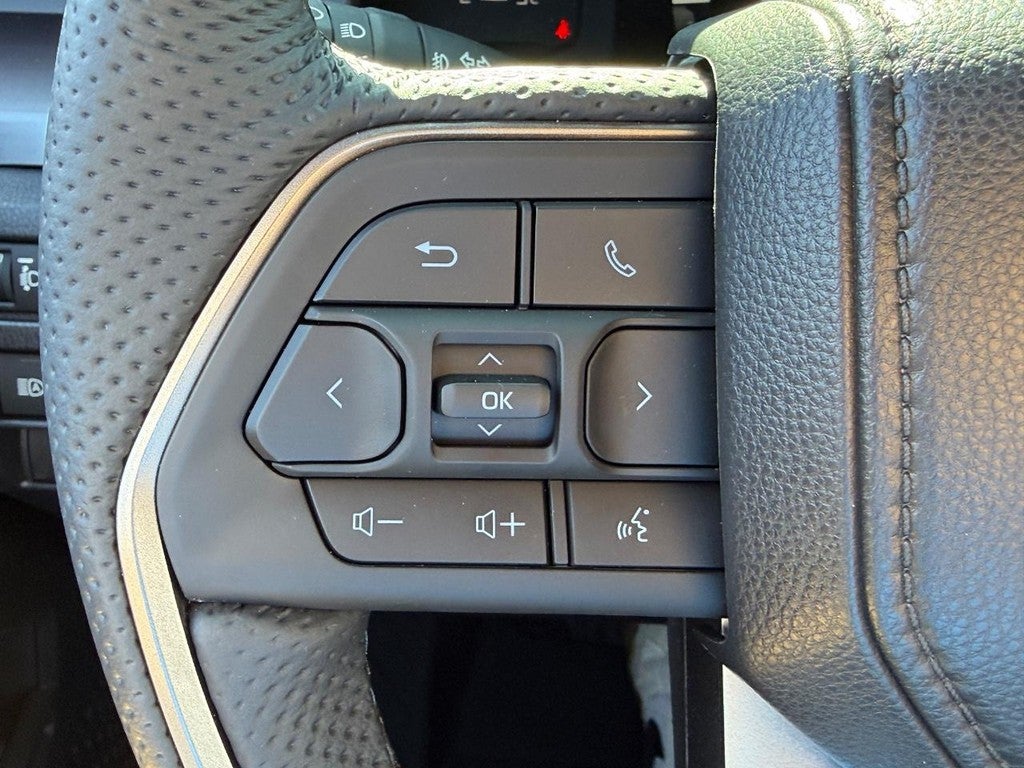 2026 Toyota Tacoma SR5 Double Cab 6' Bed AT (Natl)