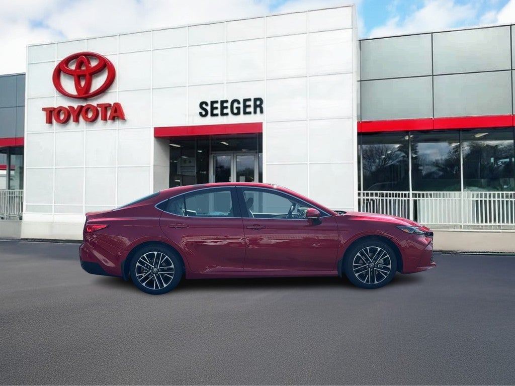 2026 Toyota Camry XLE AWD (Natl)