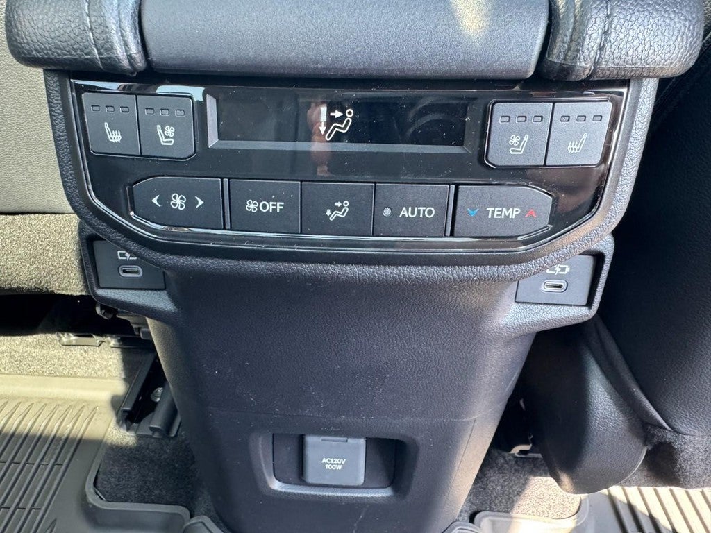 2026 Toyota Grand Highlander Platinum AWD (Natl)