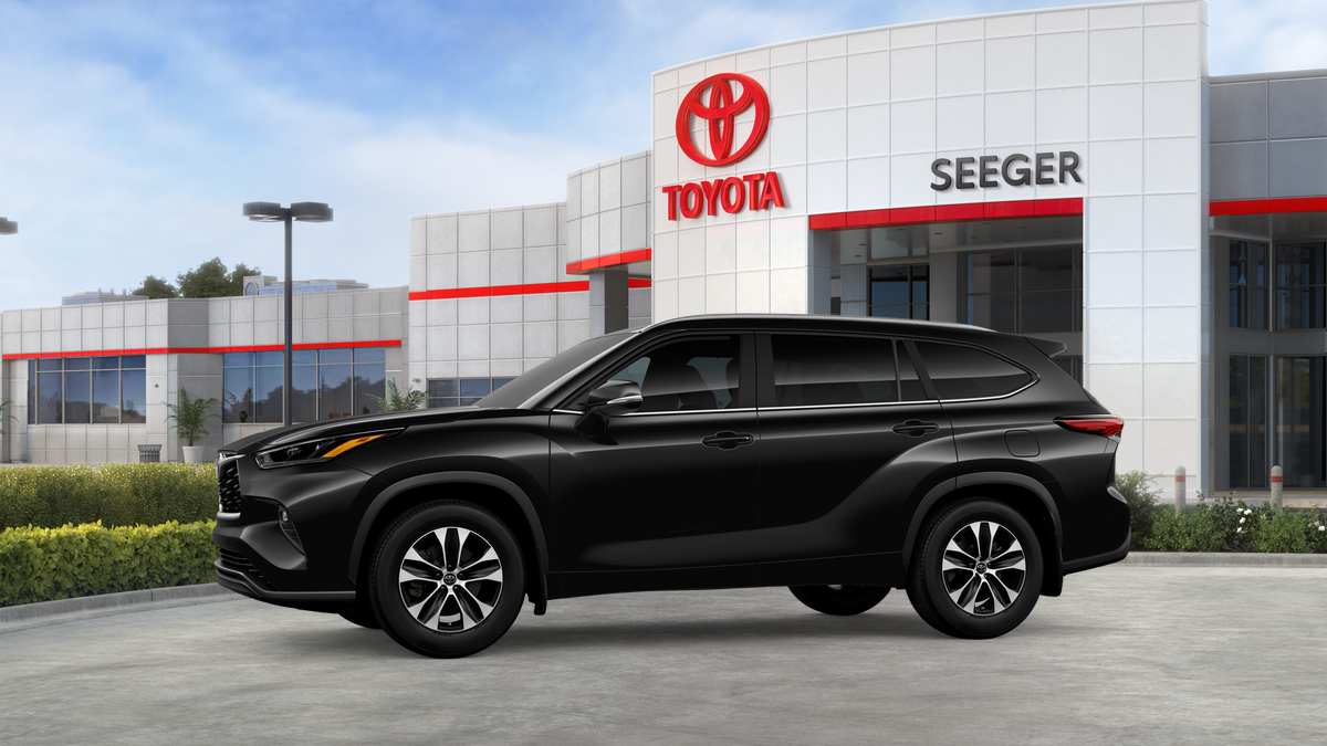 2026 Toyota Highlander XLE
