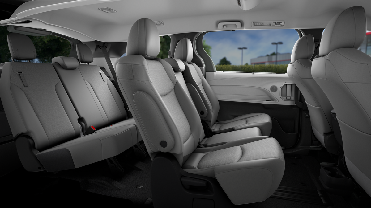 2026 Toyota Sienna LE